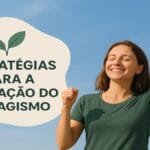 Mulher sorrindo ao ar livre, rompendo com o cigarro, simbolizando a liberdade e os benefícios de parar de fumar.
