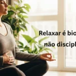 Você não consegue relaxar - Mulher respirando profundamente com mão no abdômen — técnica para ativar o nervo vago e reduzir estresse crônico